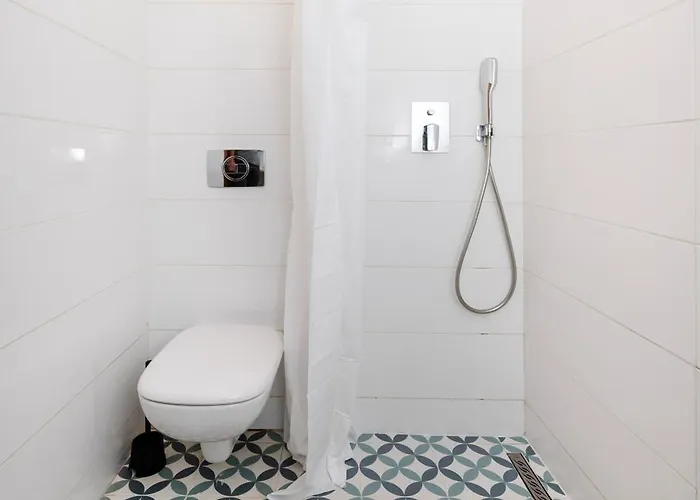 Loft Hideaway By Bookinghost *