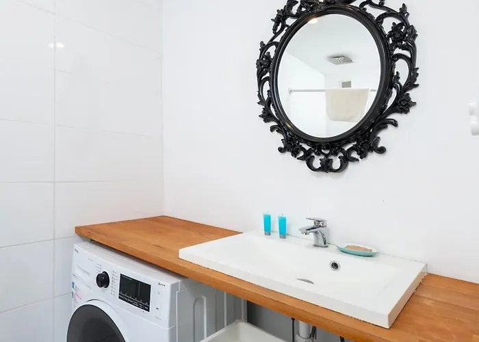 Loft Hideaway By Bookinghost Lejlighed Łódź