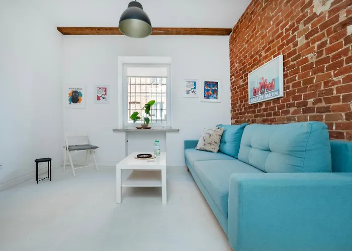 Loft Hideaway By Bookinghost *